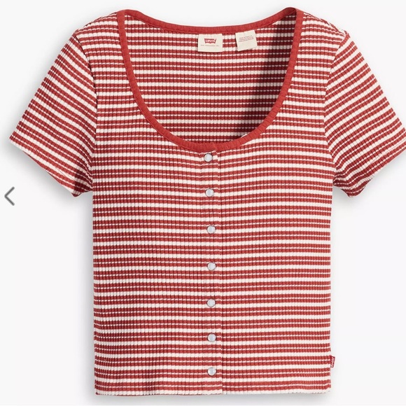 BNWT Levi’s Short Sleeve Britt Snap Front Top - Picture 3 of 4